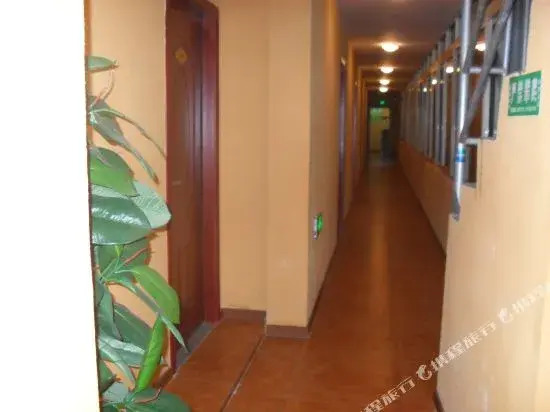 Yuejia Hotel