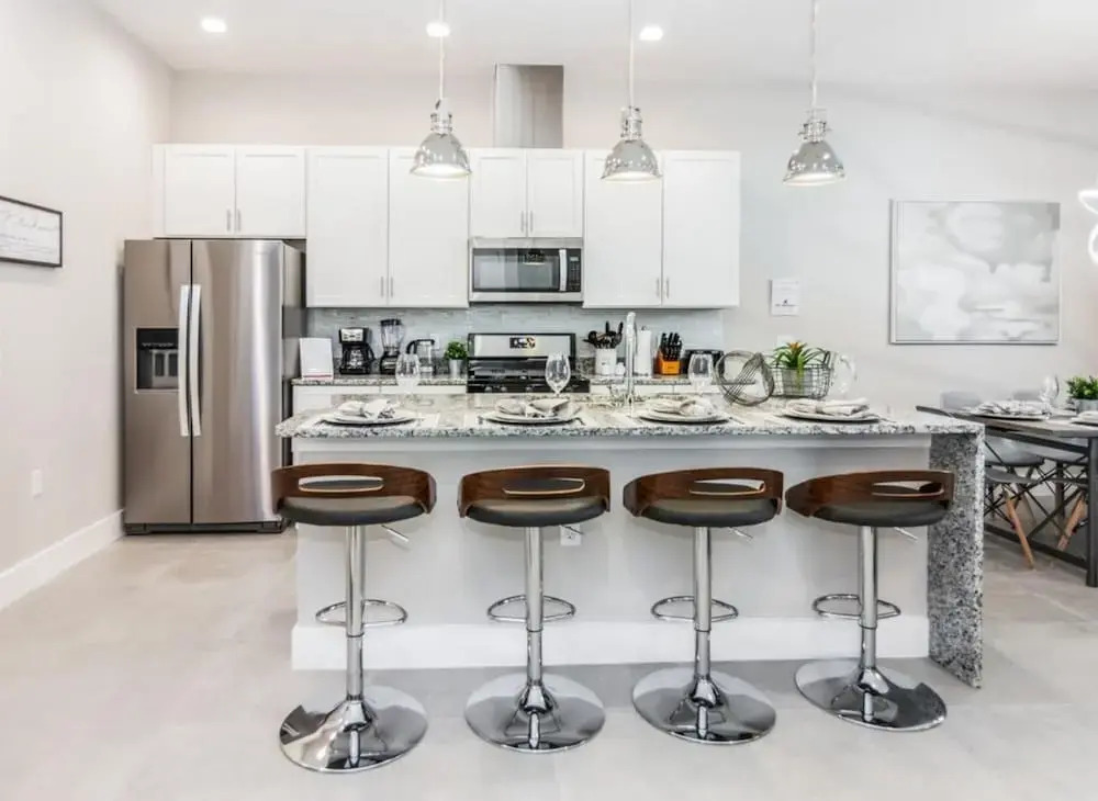 Amazing Townhome with Summer Kitchen SU2668