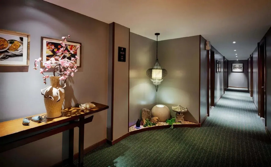Silverland Sakyo Hotel