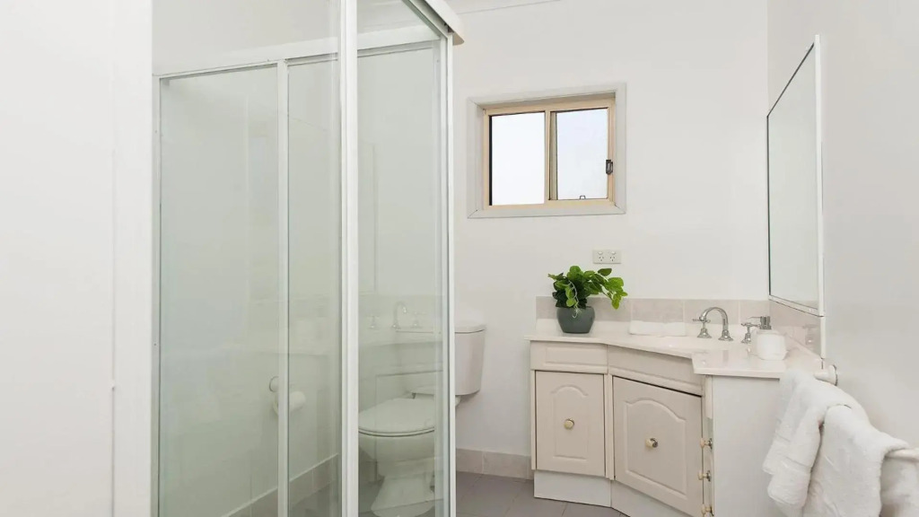 The Family Entertainer - with sweeping water views