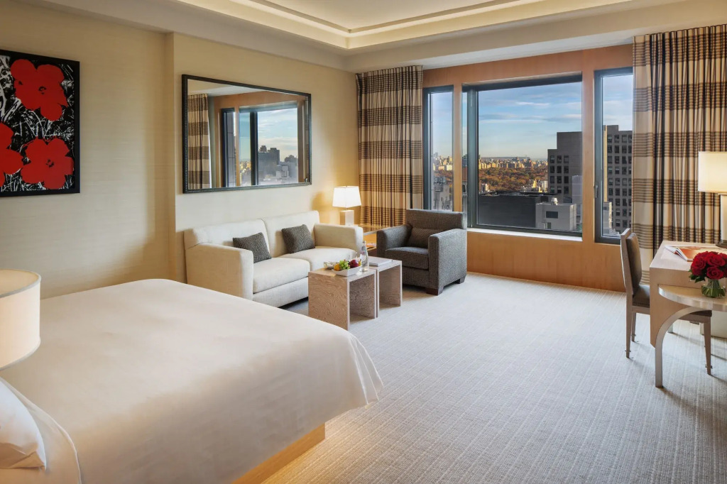 Отель Four Seasons New York