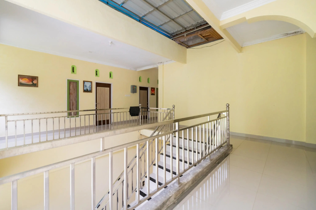 RedDoorz Syariah Near Hot Water Boom Solok Selatan