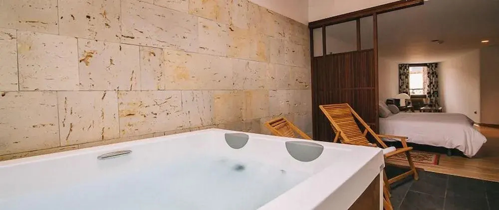 Hotel Rural Quercus Tierra
