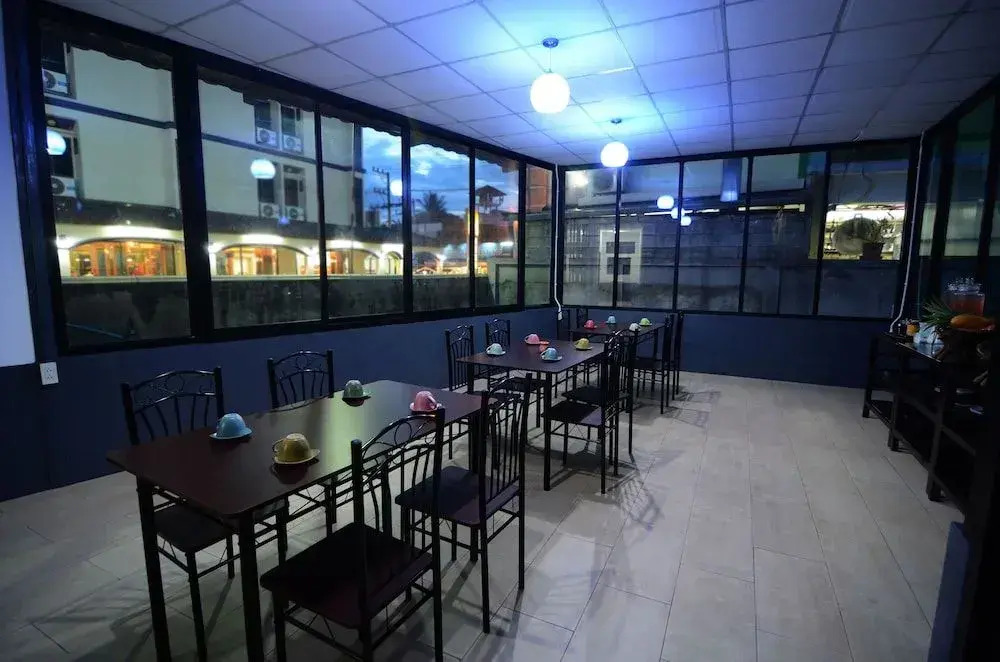 Lanna Thai Hostel Chaing Mai