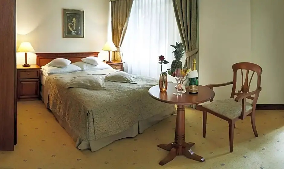 Zamek Na Skale