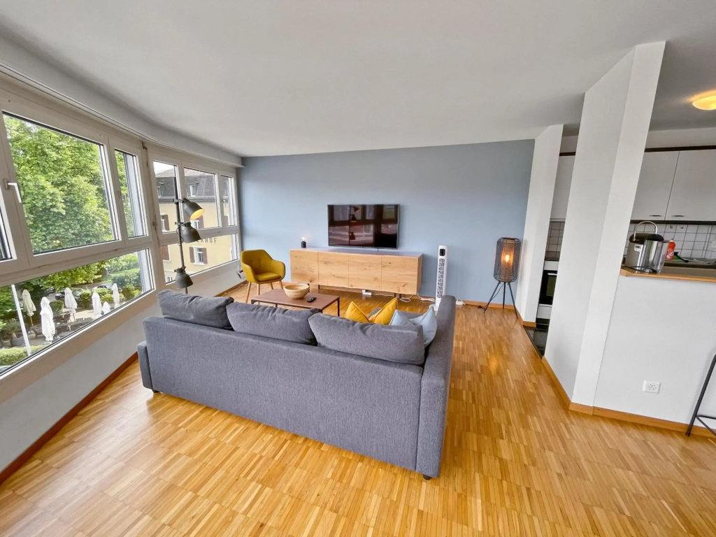 Zug Central Business Apartment