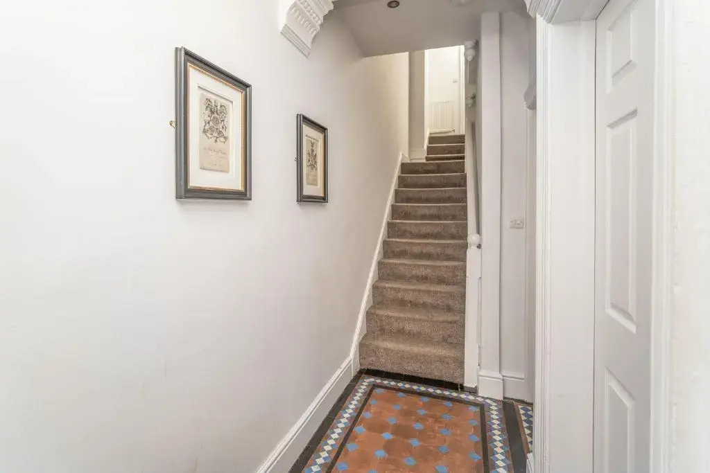 9 The Townhouse
