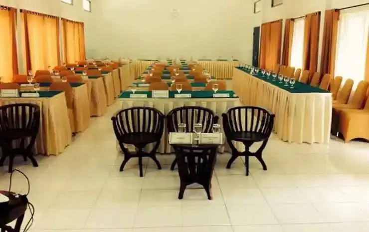 PUNCAK VILLAGE HOTEL & KAMPUNG MAIN ANAK