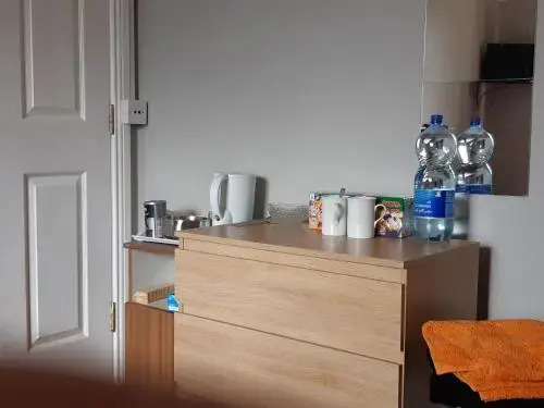 Apple Guest House