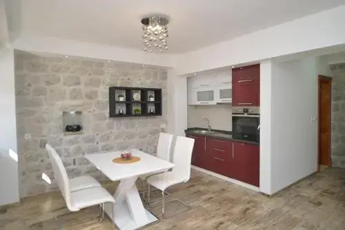 Apartments Risan