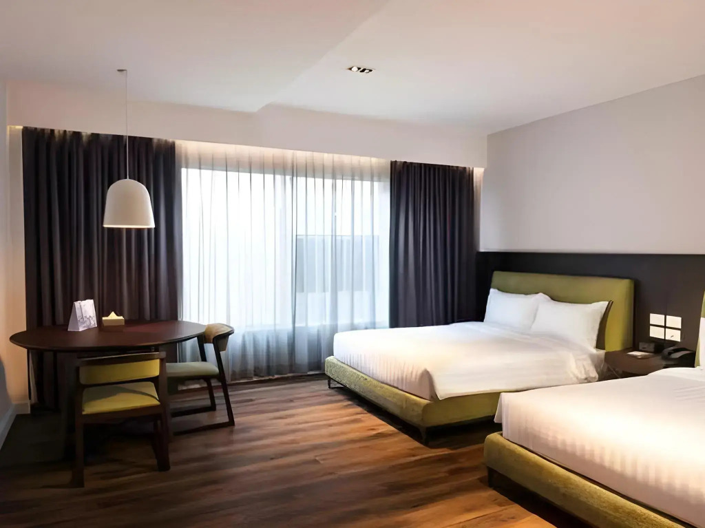 S Ram Leisure Hotel