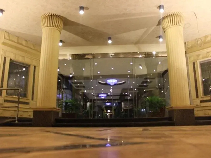 Ramada-Sa Ishbilya Apartment