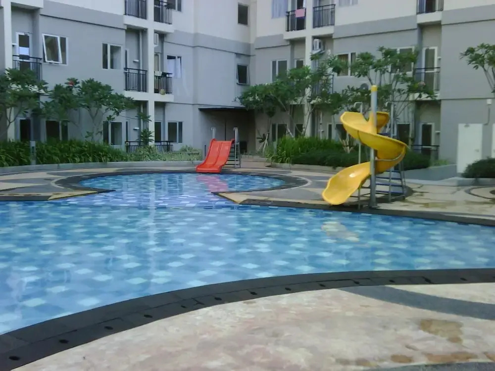 Great Location 2BR Maple Park Apartment