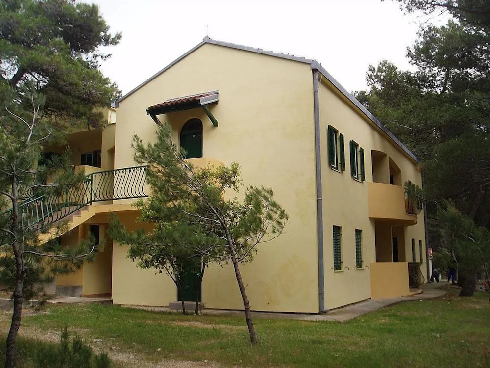 Kozarica Apartments