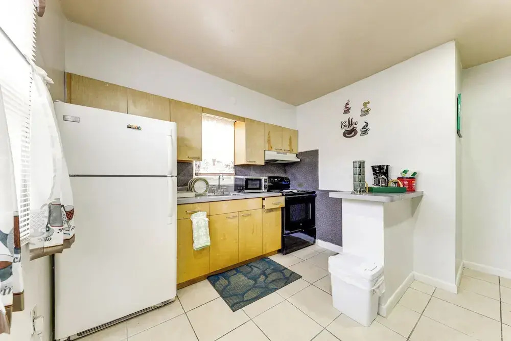 3 Mi to Beach: Pet-friendly Gem in Hollywood