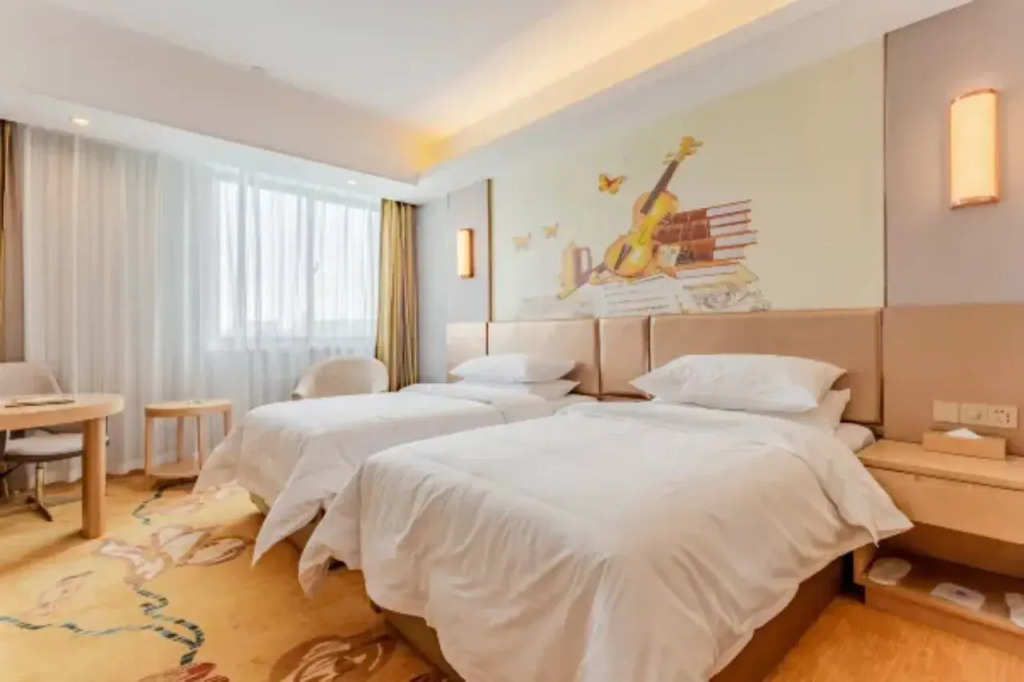 Vienna Hotel (Hefei North 2nd Ring International Auto City)