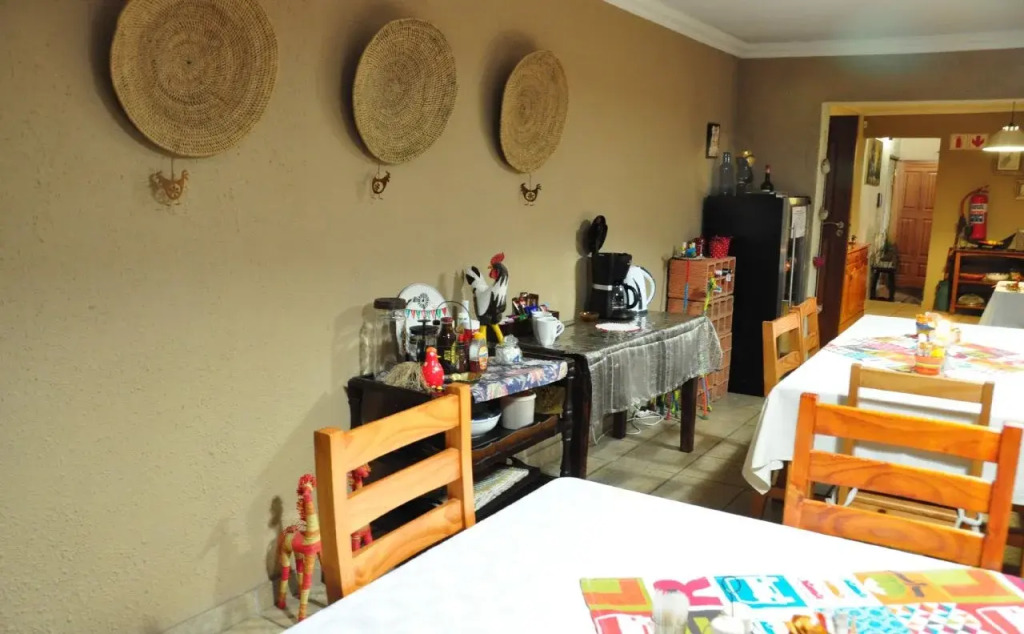 Woodpecker's Inn Guest House
