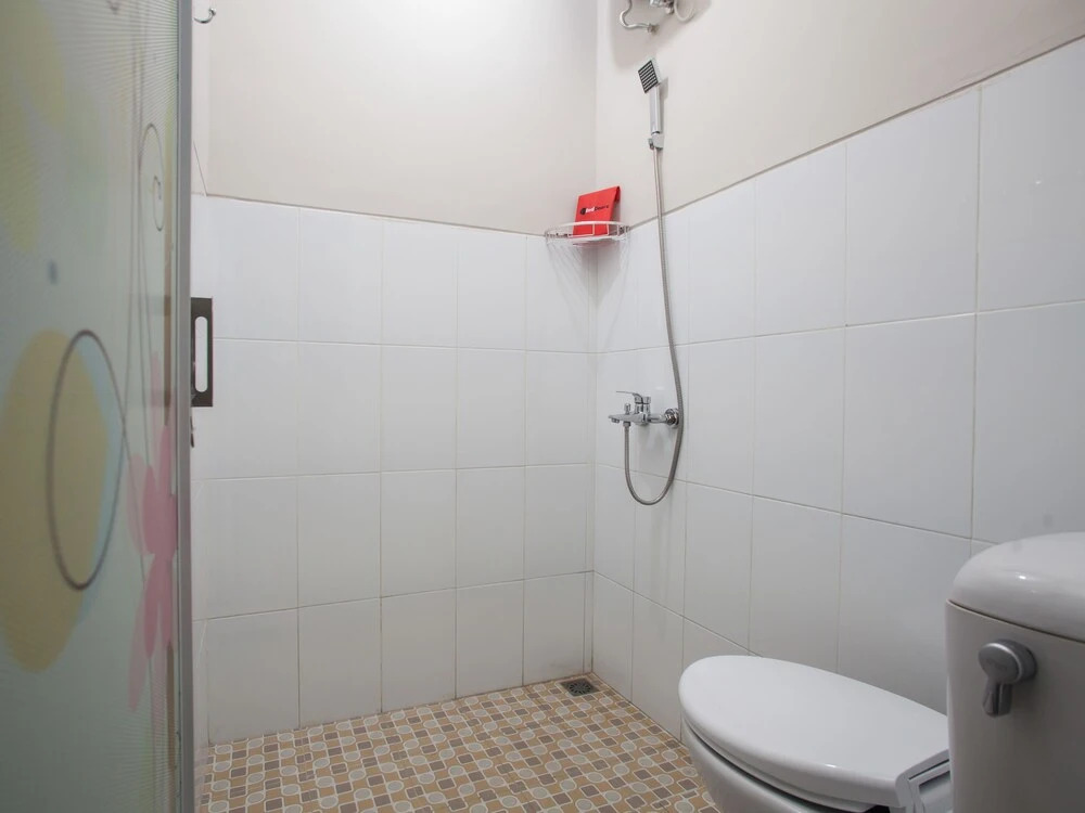 RedDoorz Syariah Plus near Banyuwangi Airport