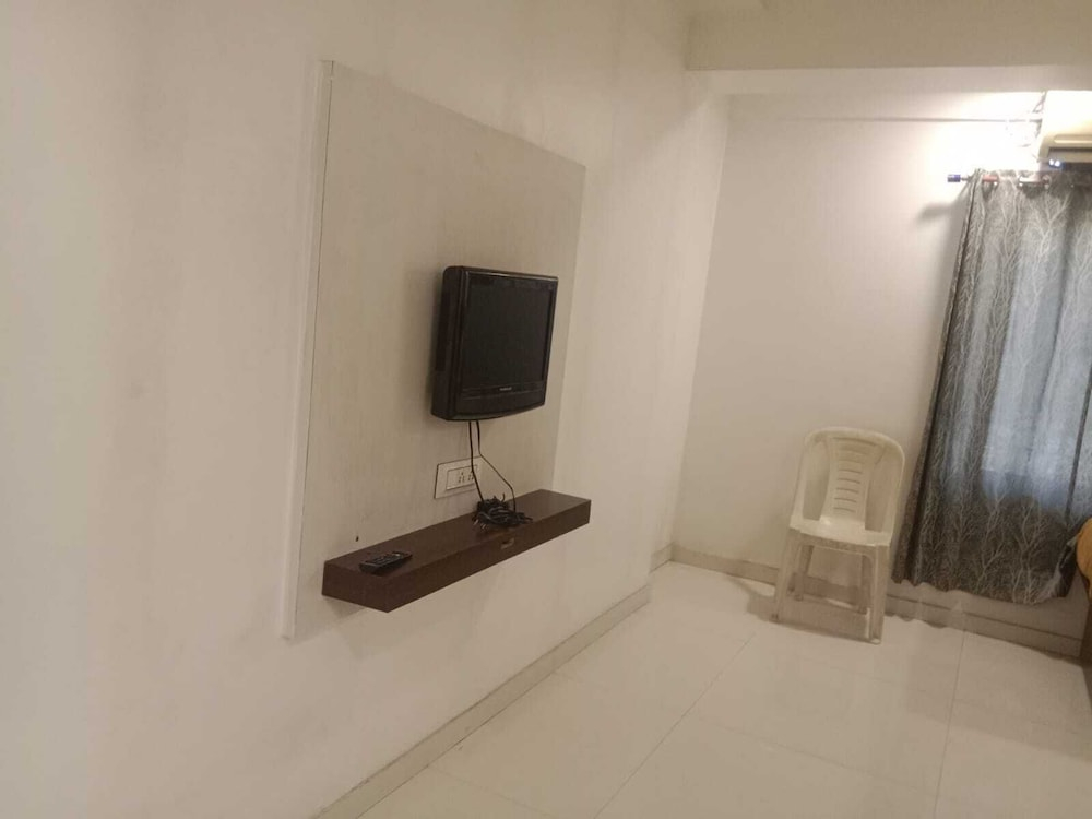 Hotel Sai Gangotri
