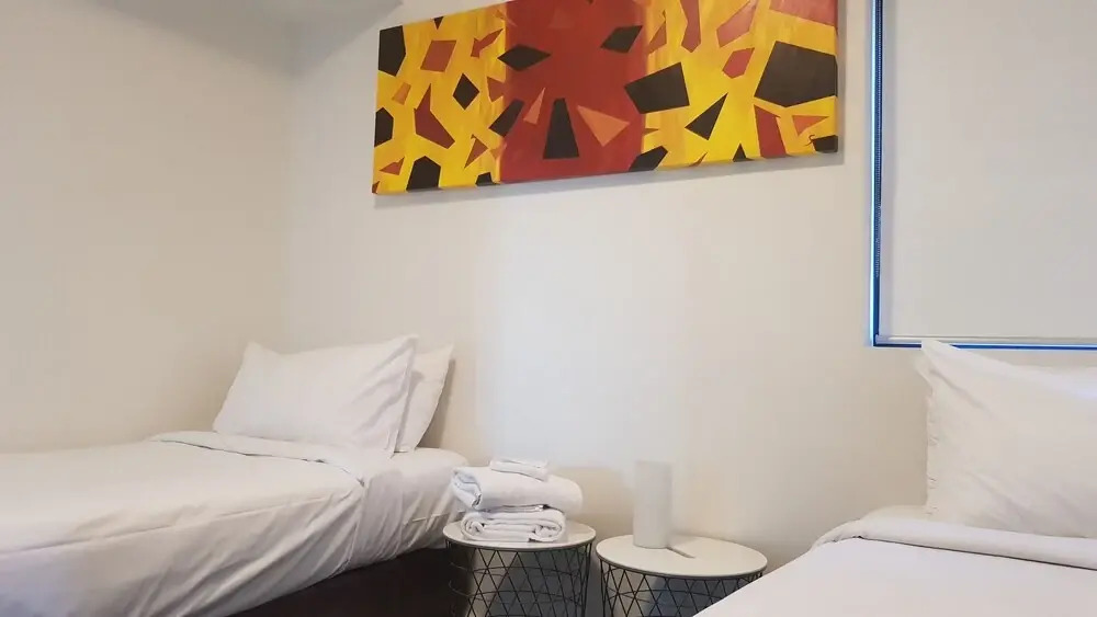 Docklands Style Apartment with 2 Bedroom 1008N