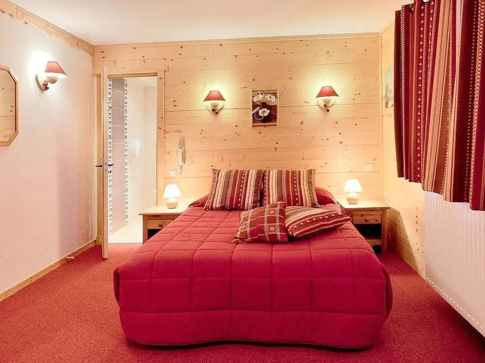Logis Hotel Les Playes