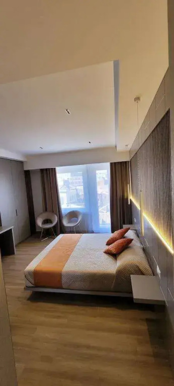 Th Luxury Central