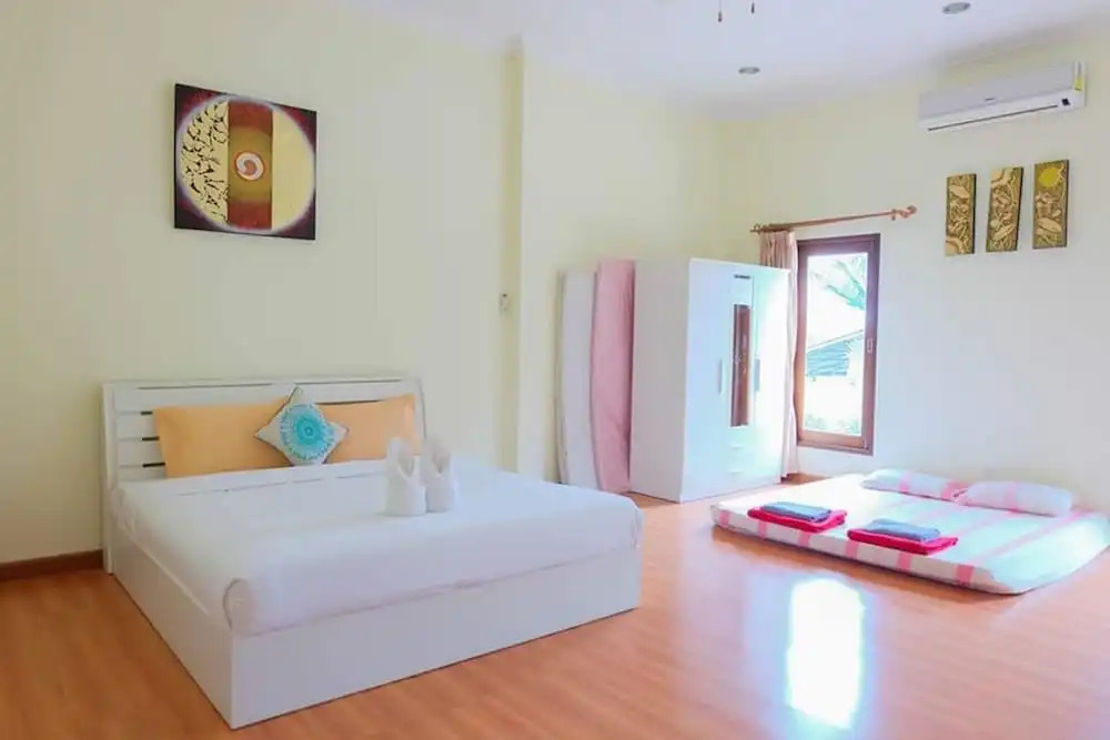 Tansita House