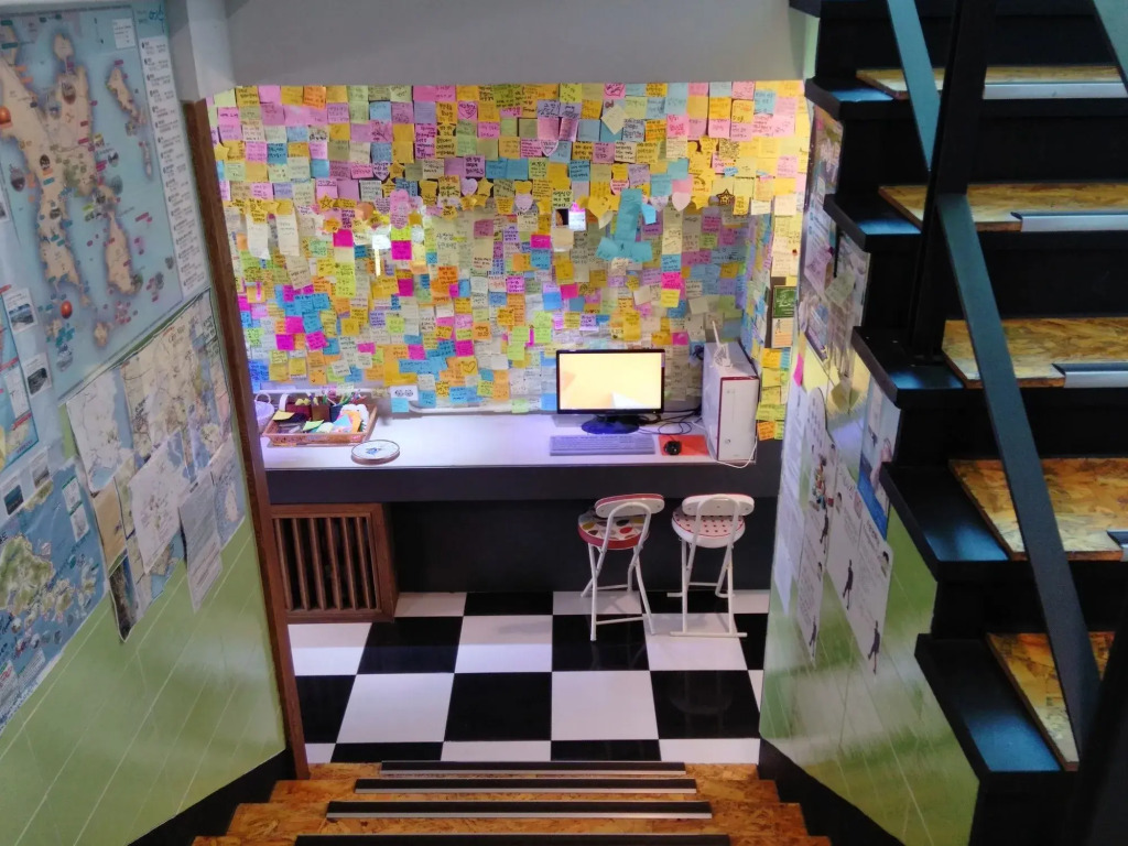 Backpackers In Yeosu