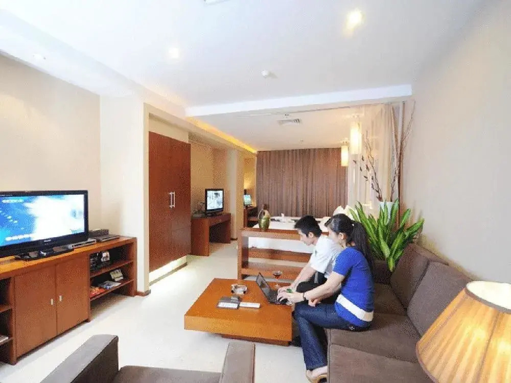 Wuzhishan International