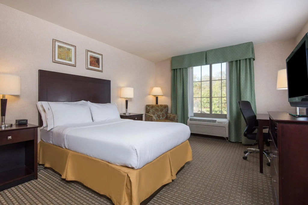 Holiday Inn Express Haskell-Wayne Area by IHG