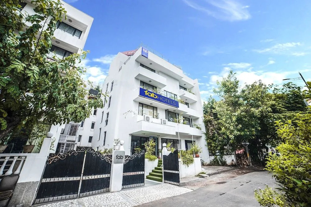 FabHotel BMK GK1