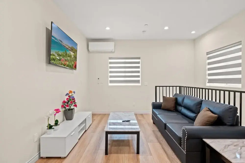 Modern Getaway Near Pasadena Dtla