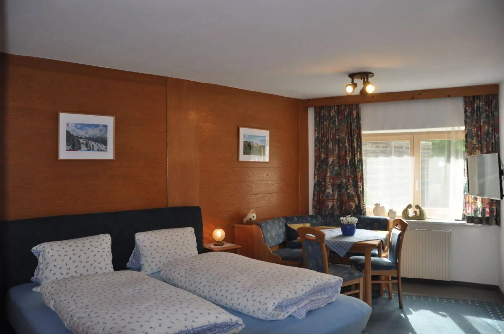 Appartements & Ferienwohnungen Pfausler