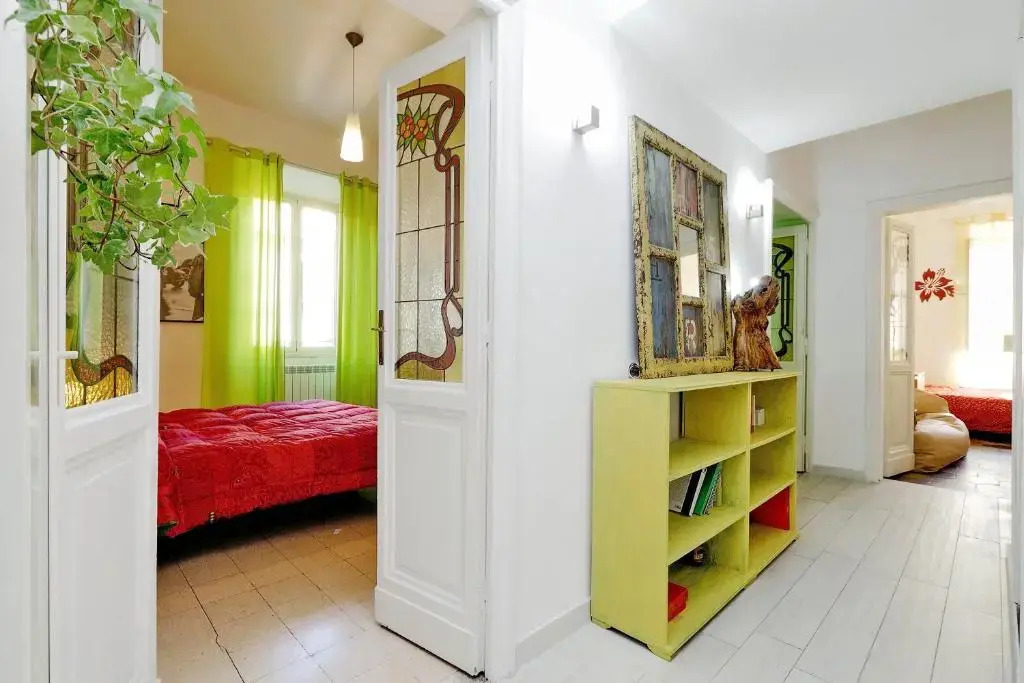 Large flat 30min Colosseo