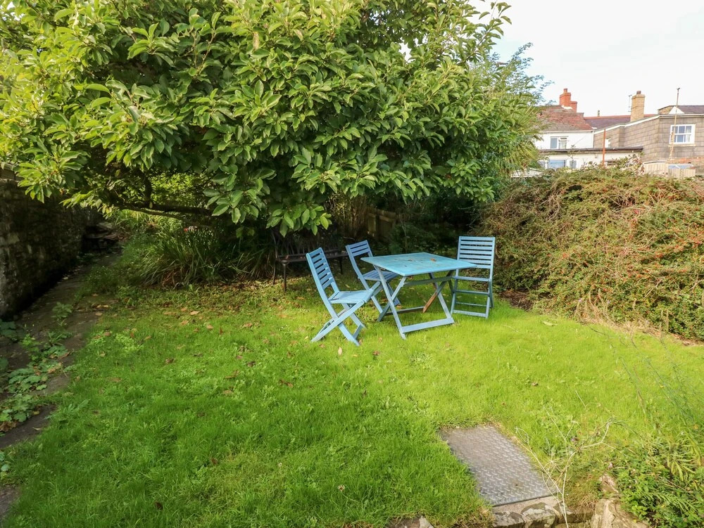 2 Strand Cottages