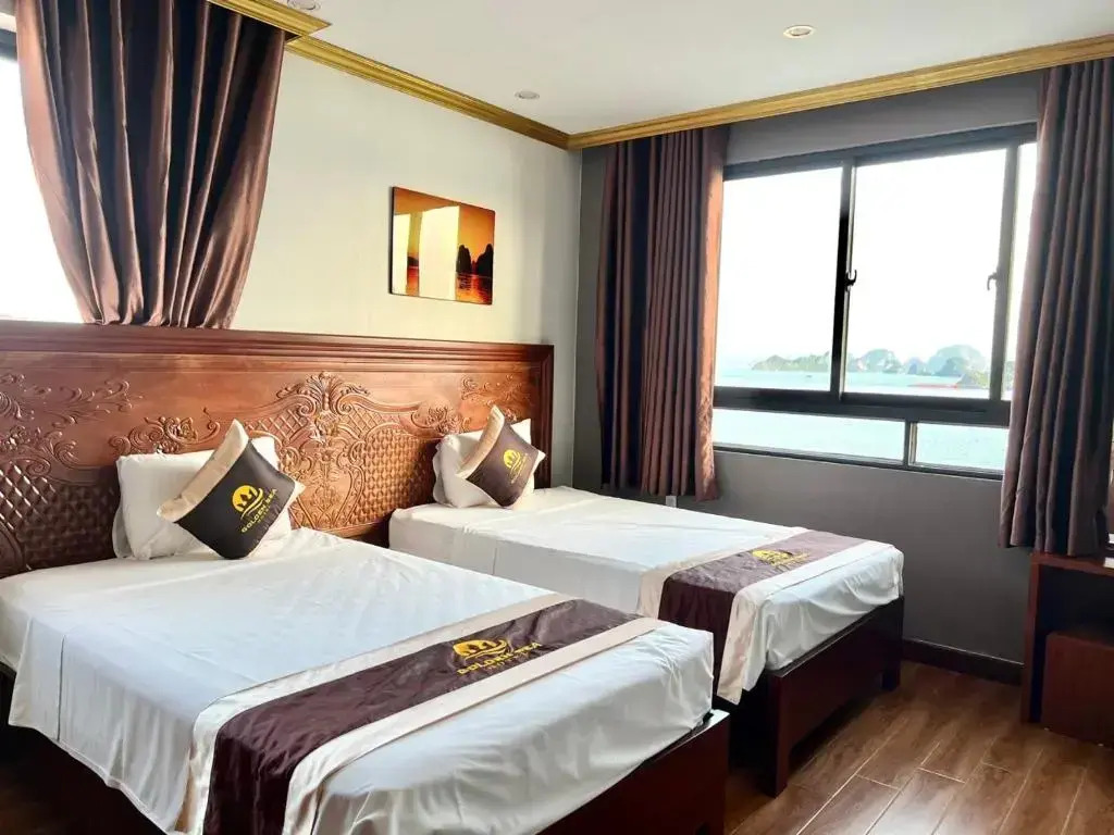 Golden Sea HaLong Hotel