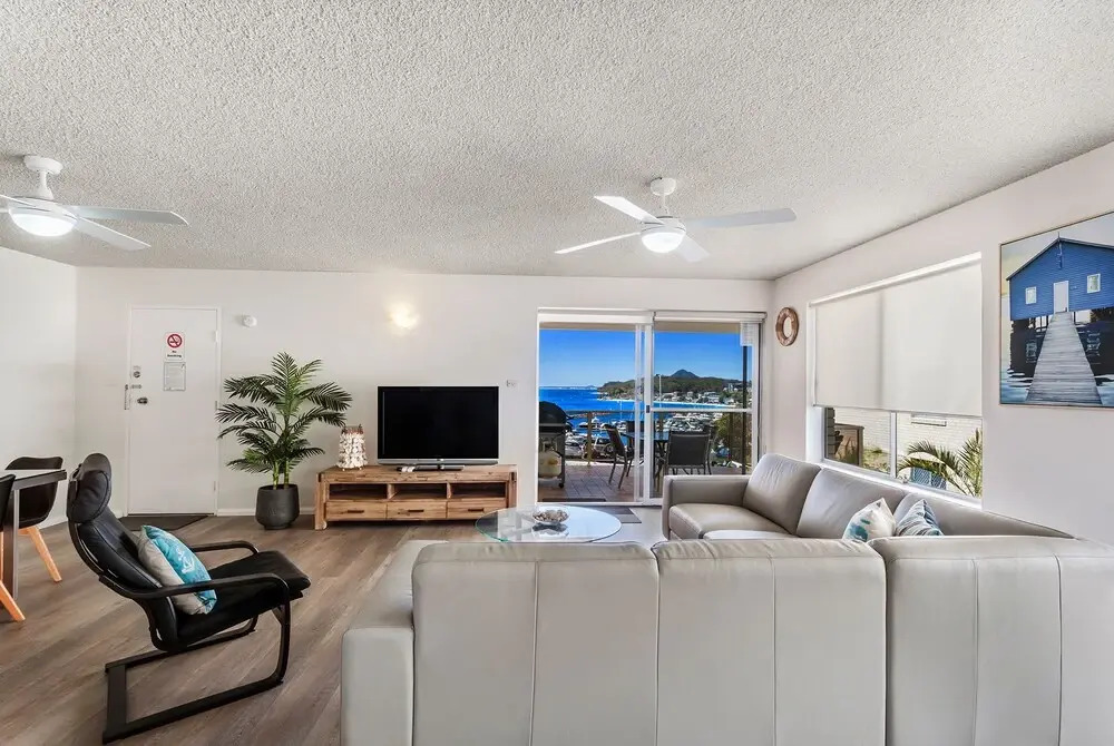 Laman Lodge, Unit 2, 15 Laman Street