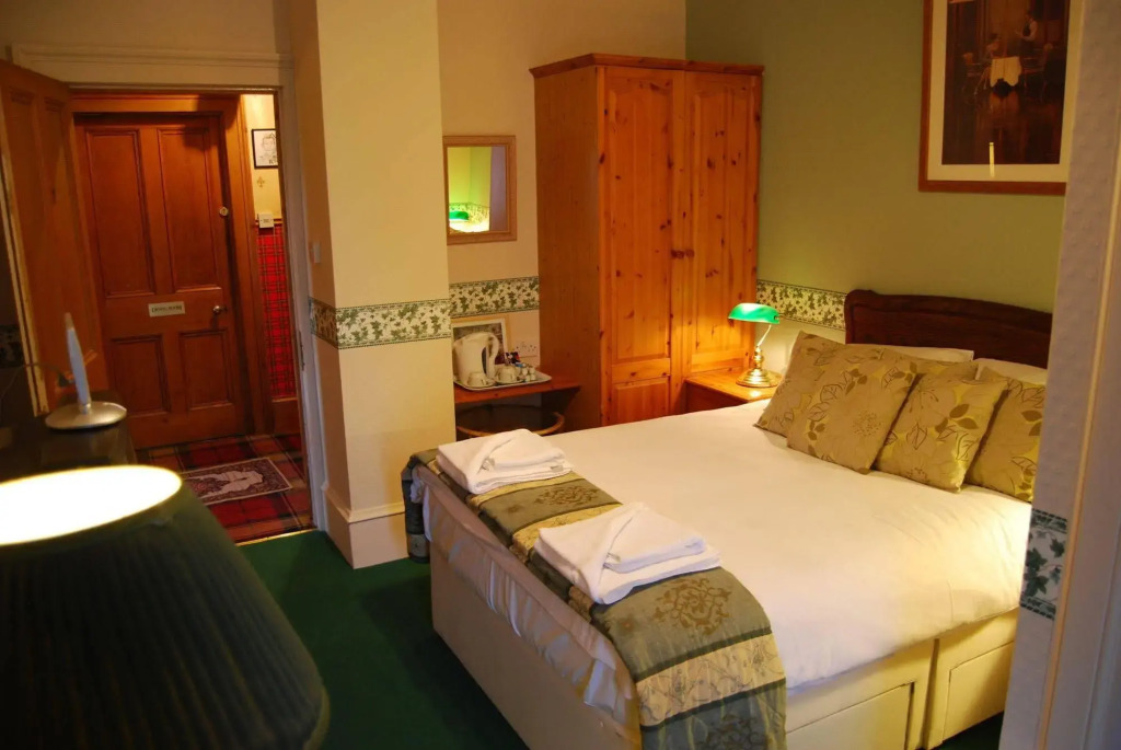 Royston Guest House Inverness