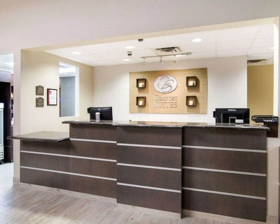 Comfort Suites San Angelo near University