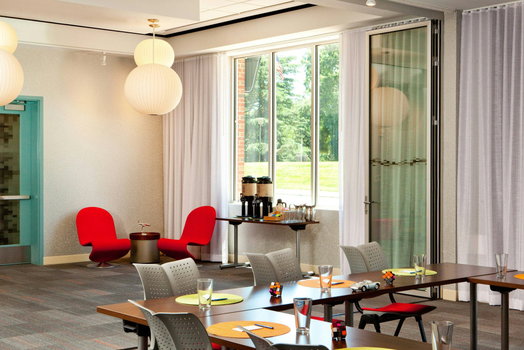 Aloft by Marriott Raleigh