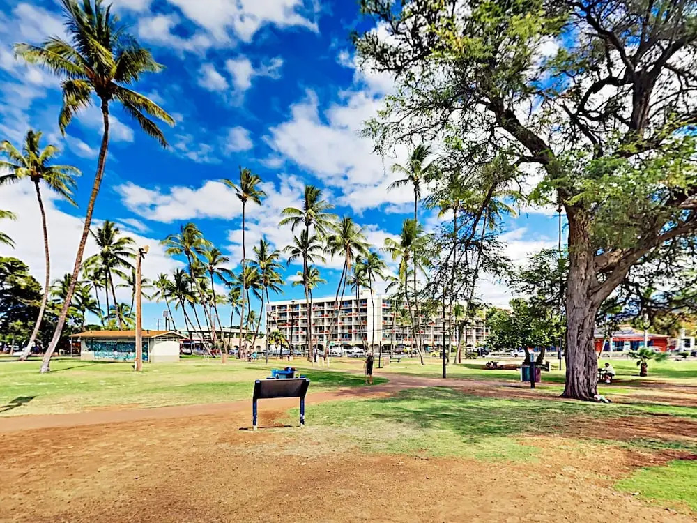 Ocean View W/pool - Across From Kalama Beach 2 Bedroom Condo