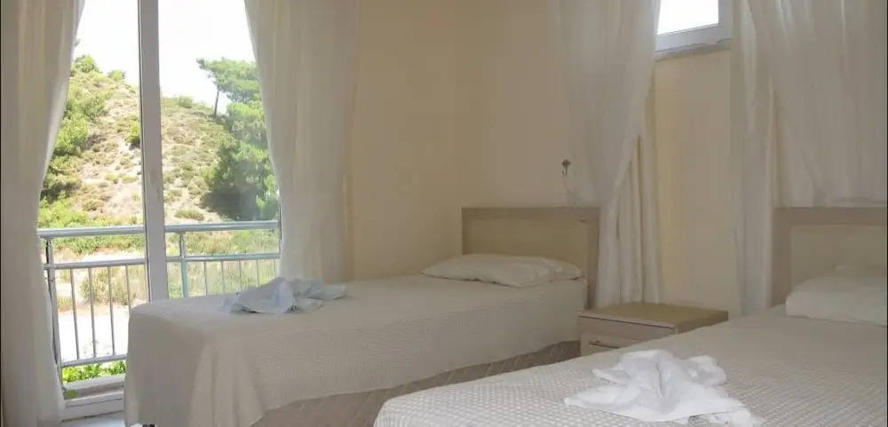 Villa AQ28 by JoyLettings
