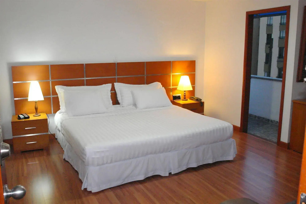 Top Deck Hotel