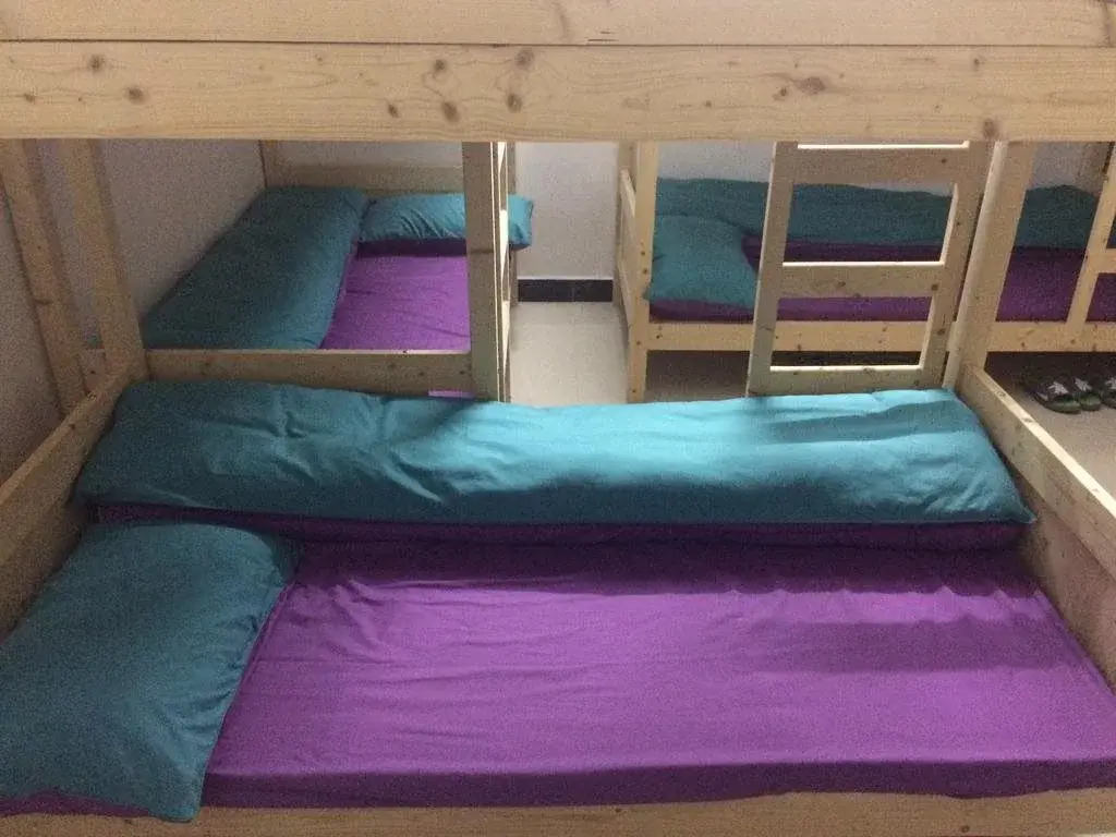 Long Island Hostel