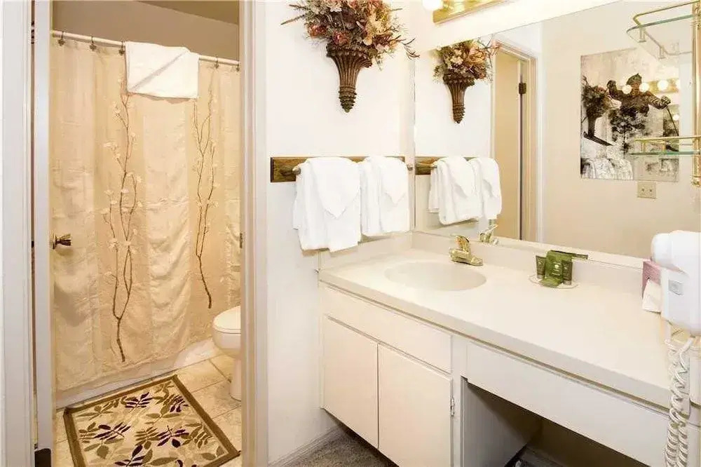 St Anton Condos #64 2 Bedrooms 2 Bathrooms Home