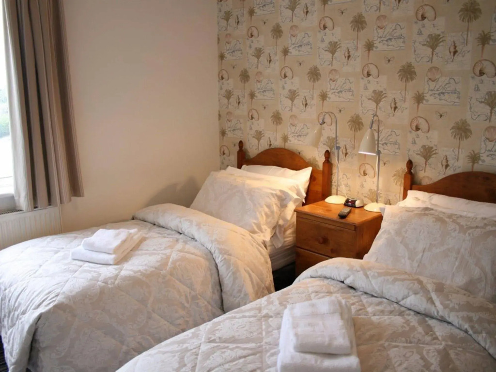 Overcliff Lodge