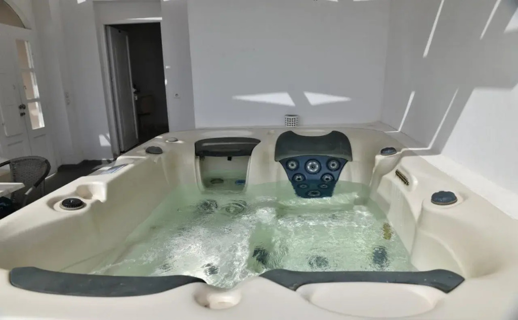 Tatakis Design Hotel, Fira