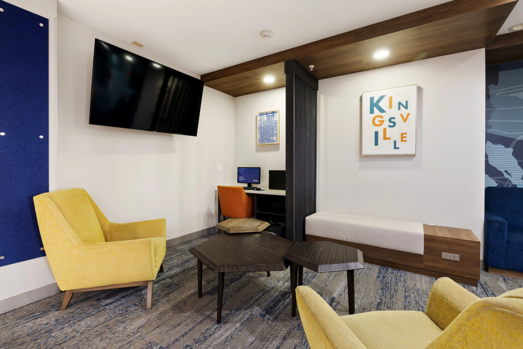 Holiday Inn Express Hotel and Suites Kingsville by IHG