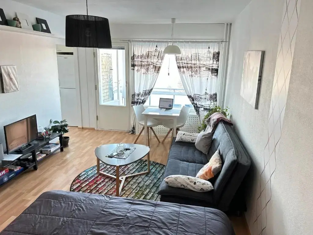 Central Studio Apartment