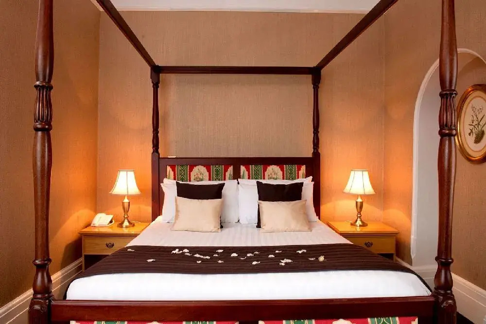 The Chace Hotel